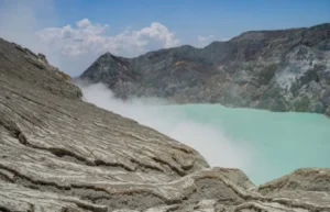 Mount Bromo Ijen Tour