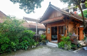 Reddoorz Near Plengkung Gading 2
