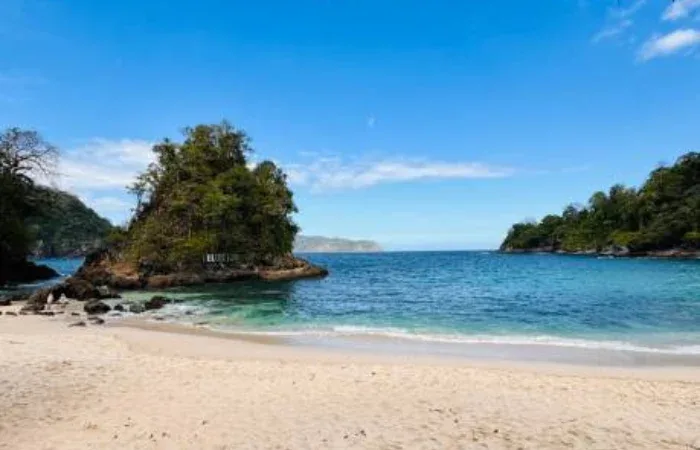 Pink Beach Banyuwangi