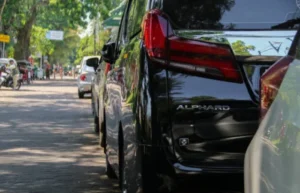 Sewa Alphard Banyuwangi