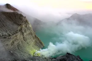 Gunung Kawah Ijen Banyuwangi
