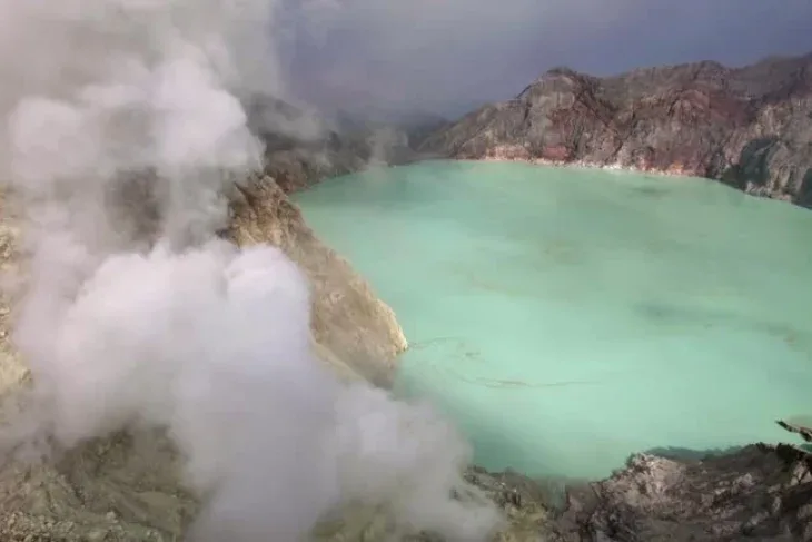 Naik Kawah Ijen Berapa Lama