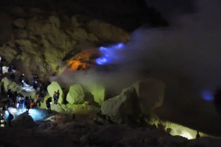 Ijen Blue Flame Tour