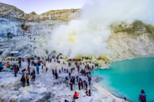 Tour Guide Kawah Ijen