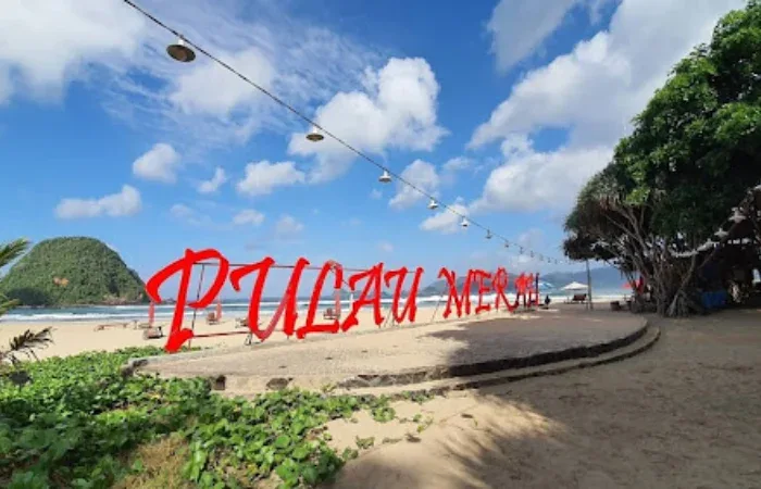 Stasiun Dekat Pulau Merah Banyuwangi
